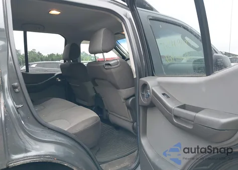 2006 Nissan Xterra S from USA, damaged, VIN 5N1AN08W66C502268